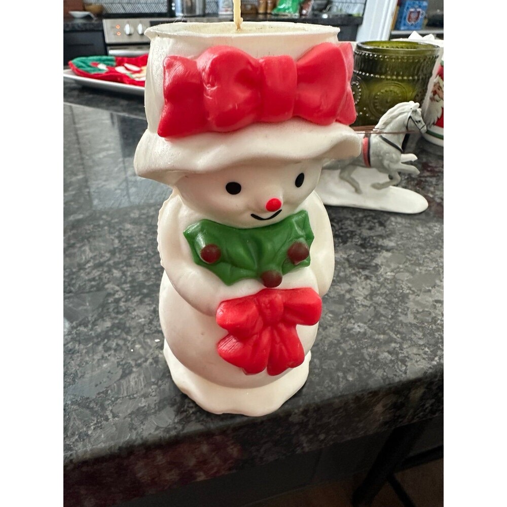 Christmas Avon, vintage candle, Mrs., Snow, light, Bayberry fragrance